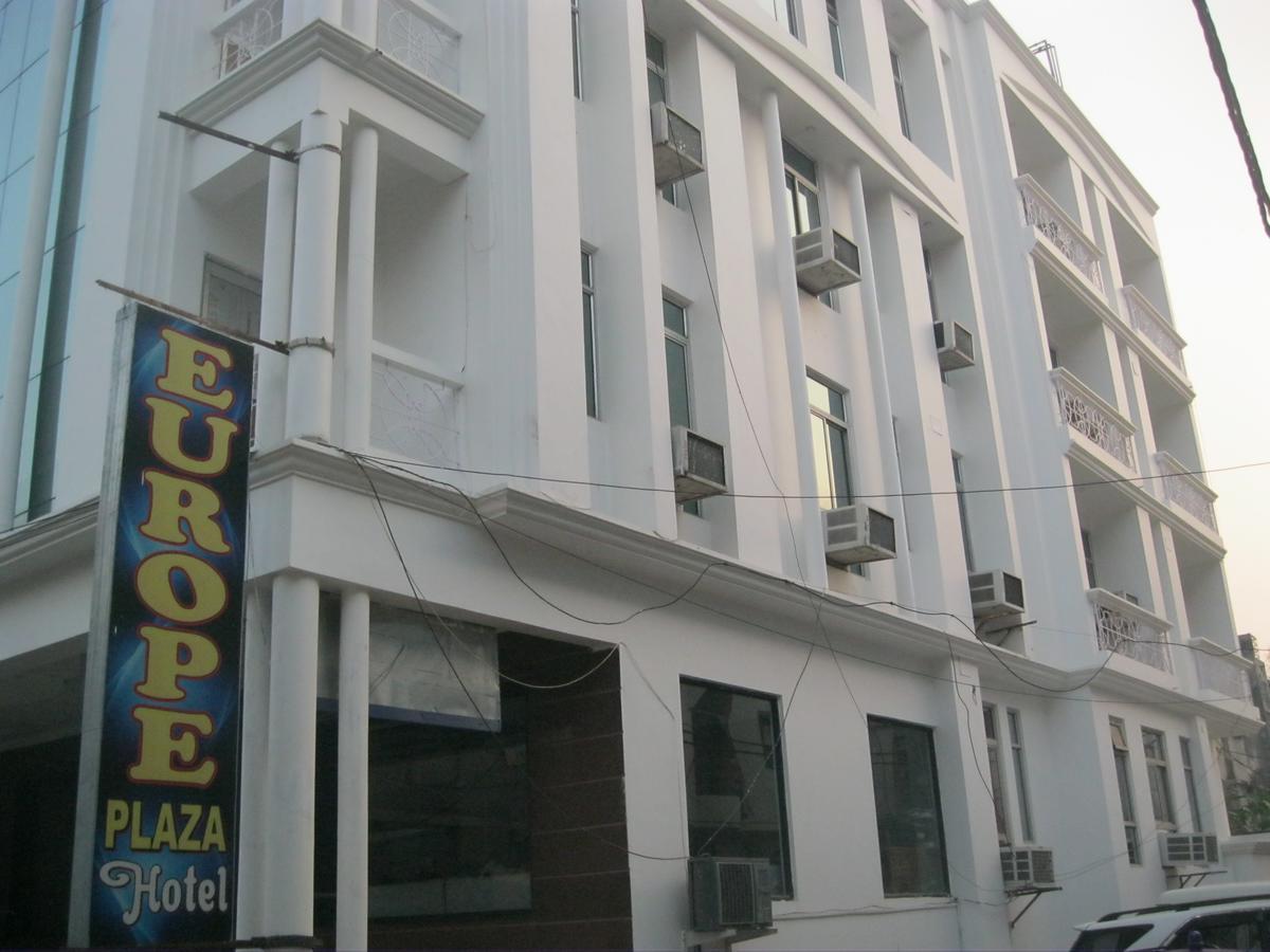 Oyo 8076 Hotel Europe Plaza Lucknow Bagian luar foto