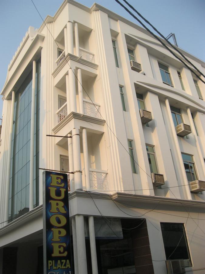 Oyo 8076 Hotel Europe Plaza Lucknow Bagian luar foto