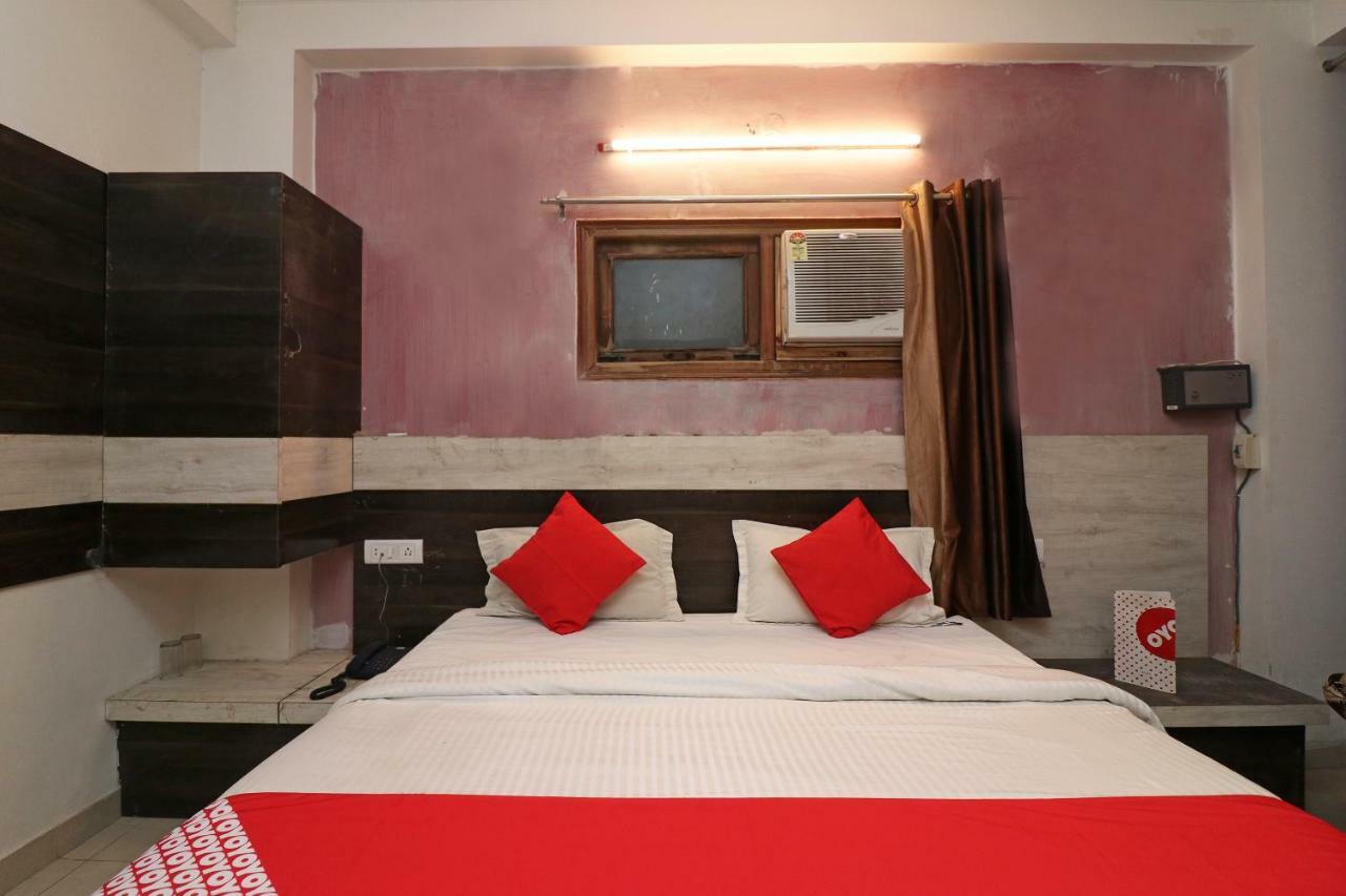 Oyo 8076 Hotel Europe Plaza Lucknow Bagian luar foto